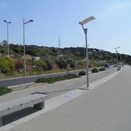 T2 A Avec Loggia Et Parking Prive - Fr-1-338-450 * Sète